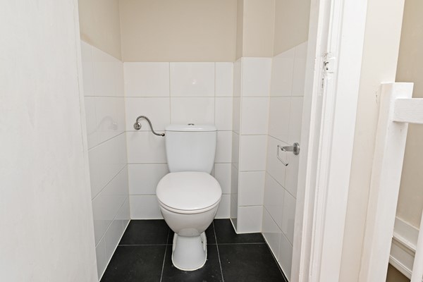 Medium property photo - Drebbelstraat 32, 2522 CV Den Haag